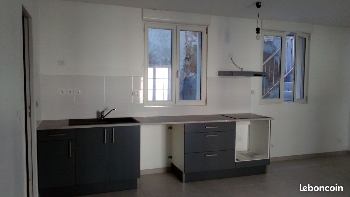 Appartement à louer, 40m², Rochefort
