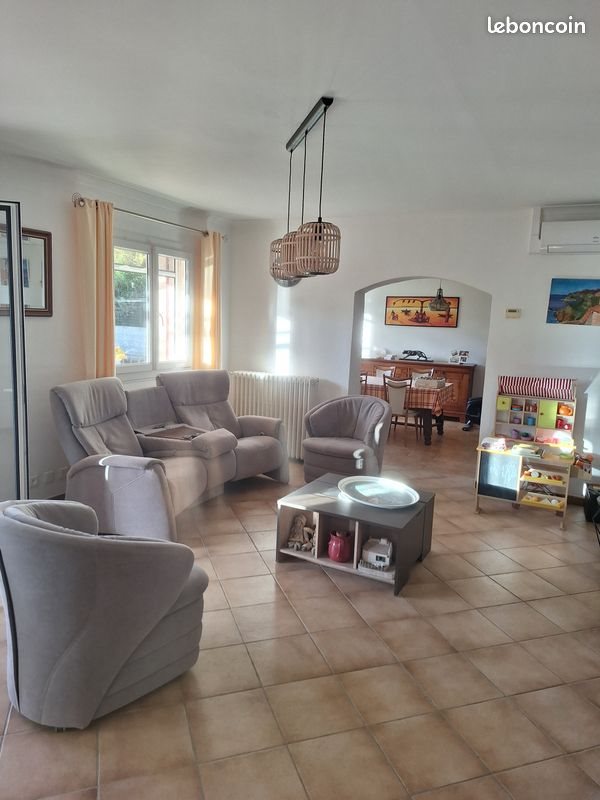 Maison à vendre, 107m², Saint-Geniès-de-Malgoirès