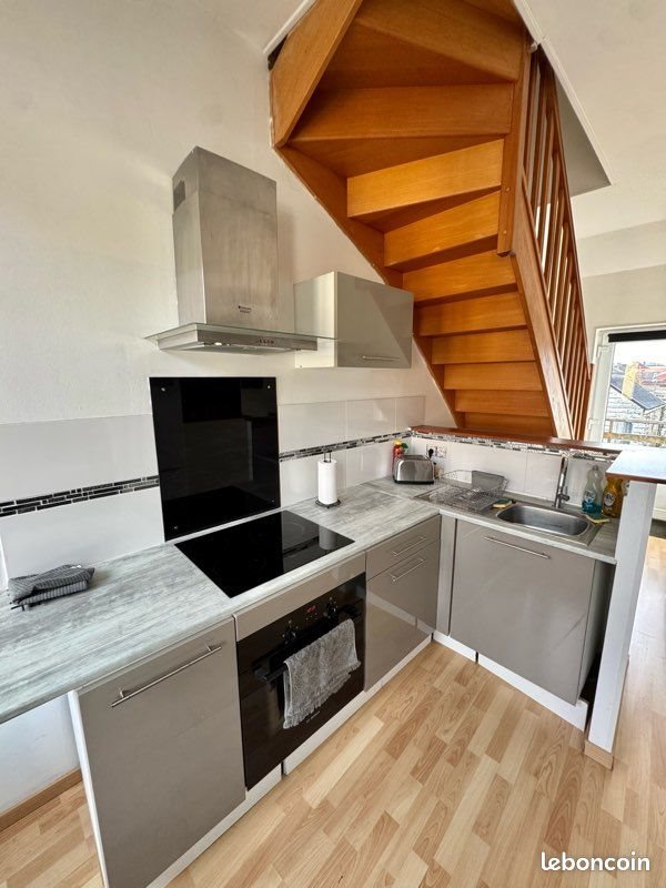 Appartement à louer, 80m², Houdain