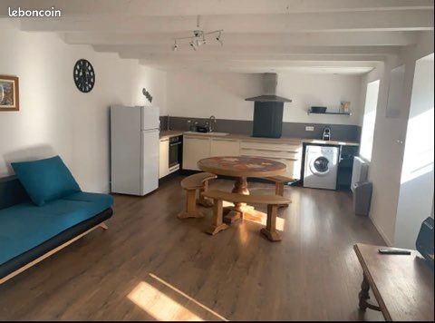 Maison à louer, 75m², Cublize