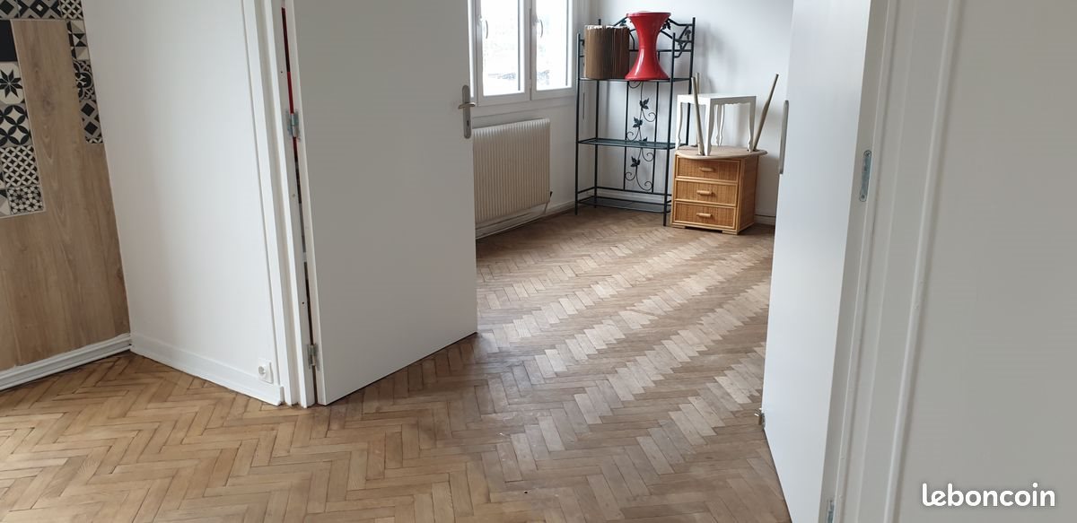 Appartement à louer, 72m², Talence