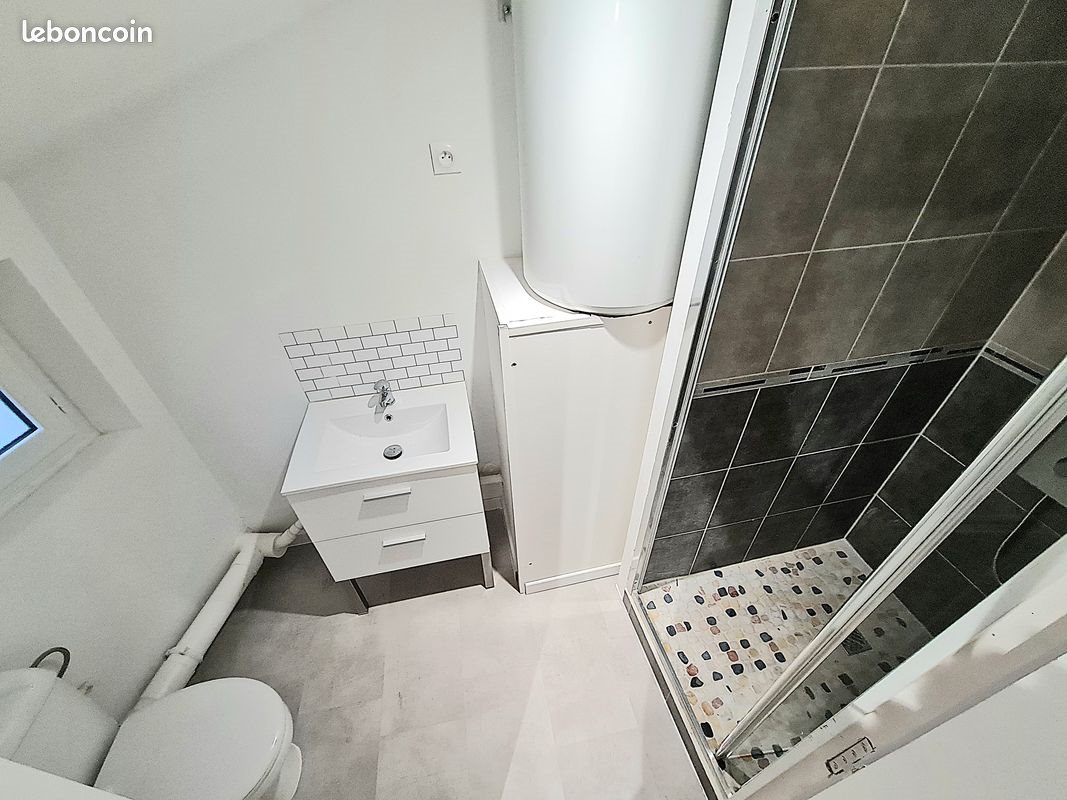 Appartement à louer, 29m², Thiers