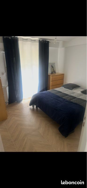 Appartement à louer, 40m², Nîmes