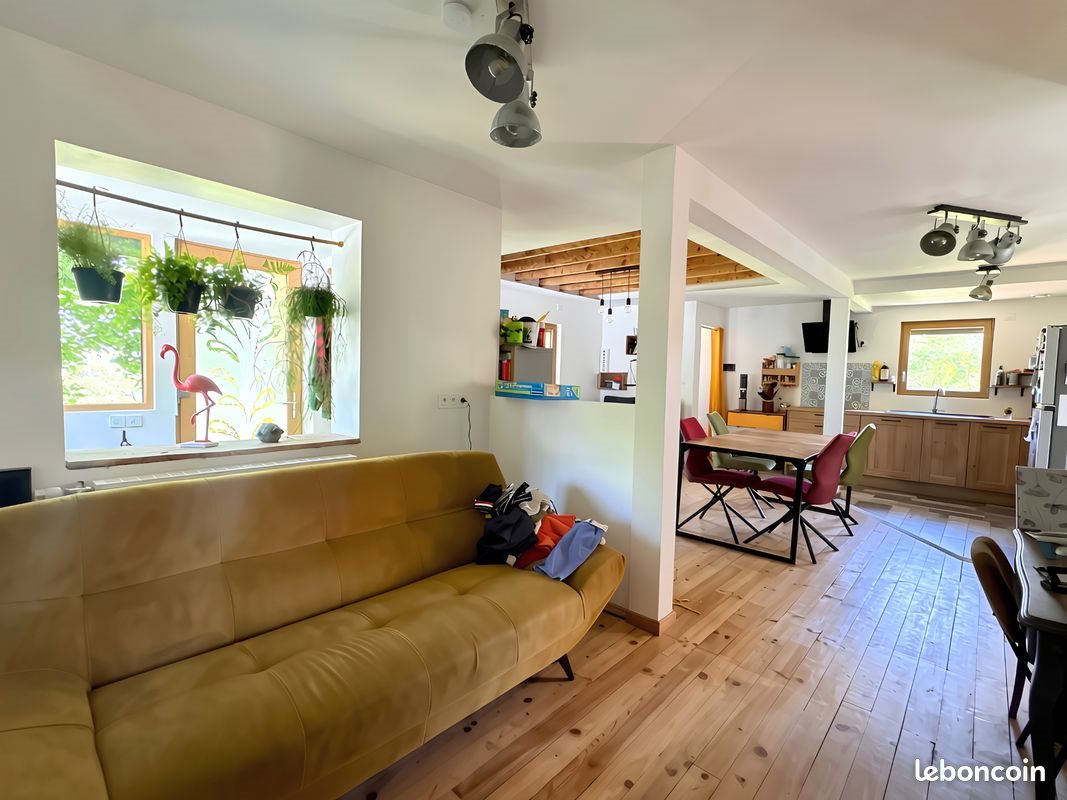 Maison à louer, 100m², Boisset-Saint-Priest