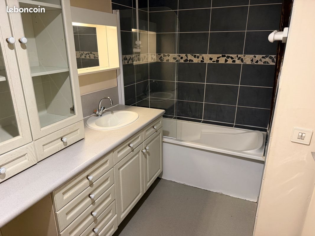 Appartement à louer, 65m², Dole