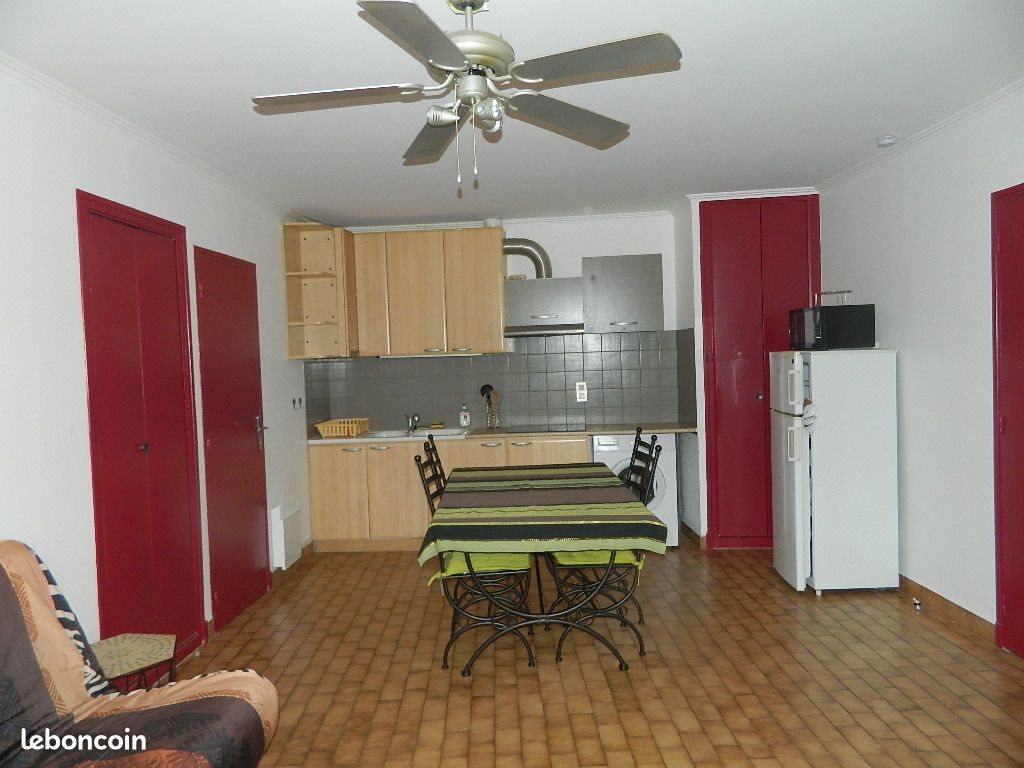 Appartement à louer, 43m², La Palme