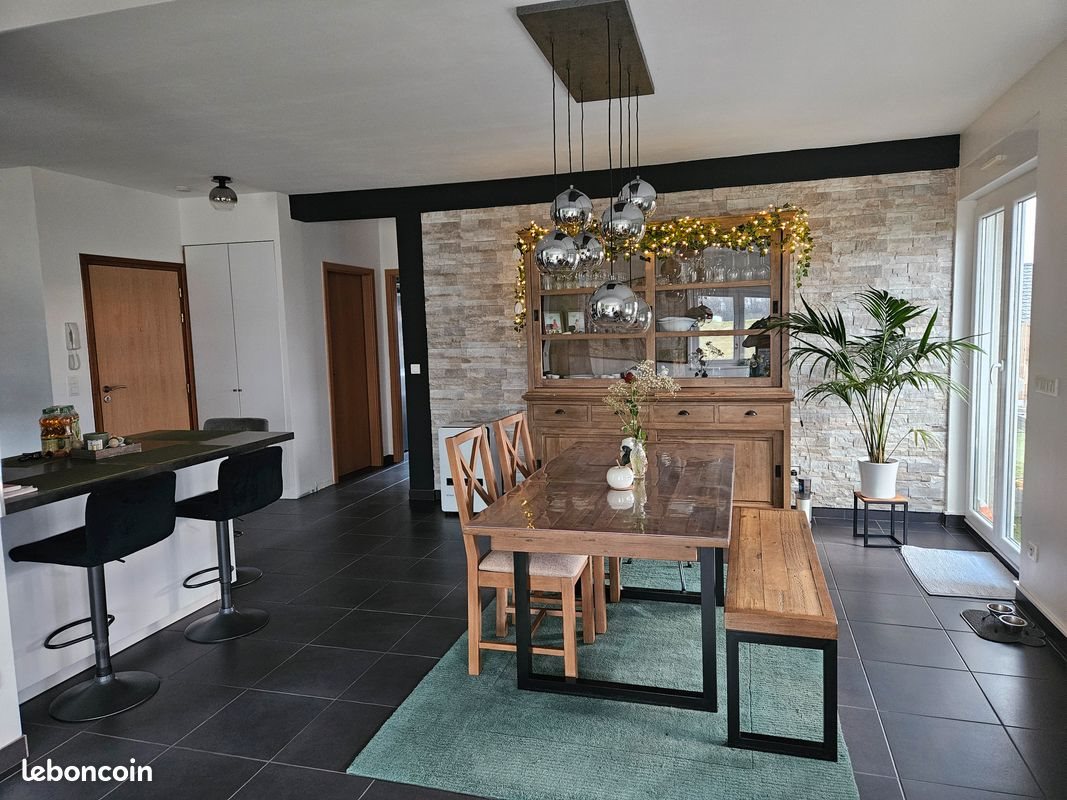 Appartement à louer, 140m², Henriville