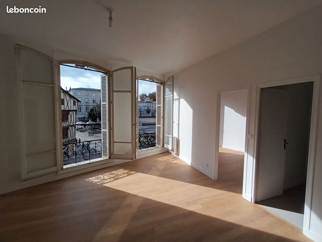 Appartement à louer, 45m², Niort