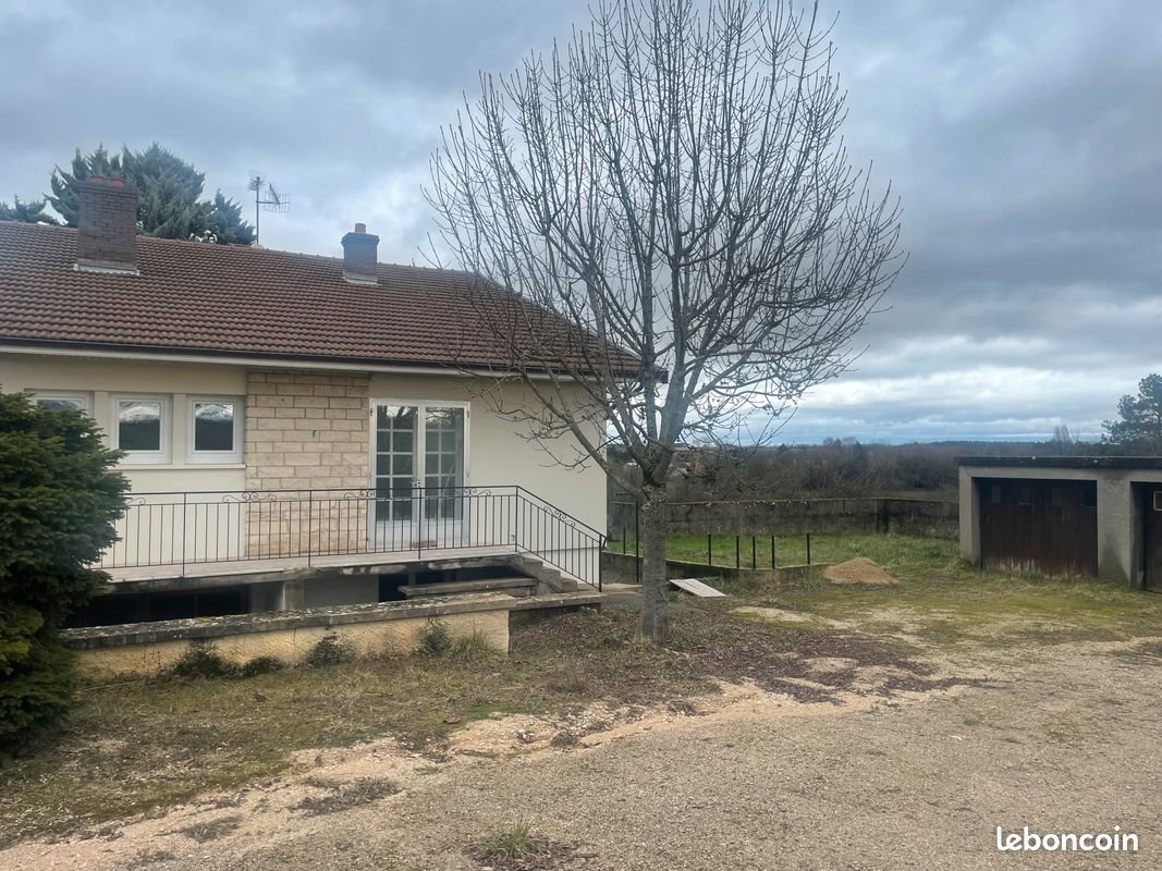 Maison à louer, 90m², Ladoix-Serrigny