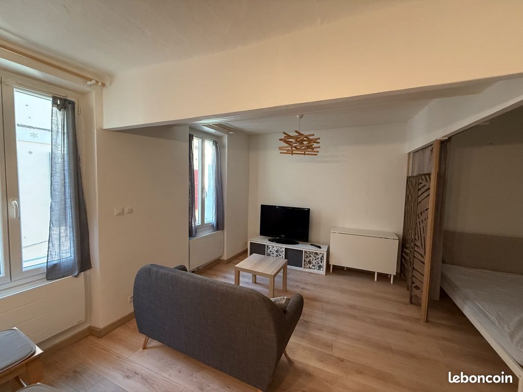 Appartement à louer, 30m², Aubagne