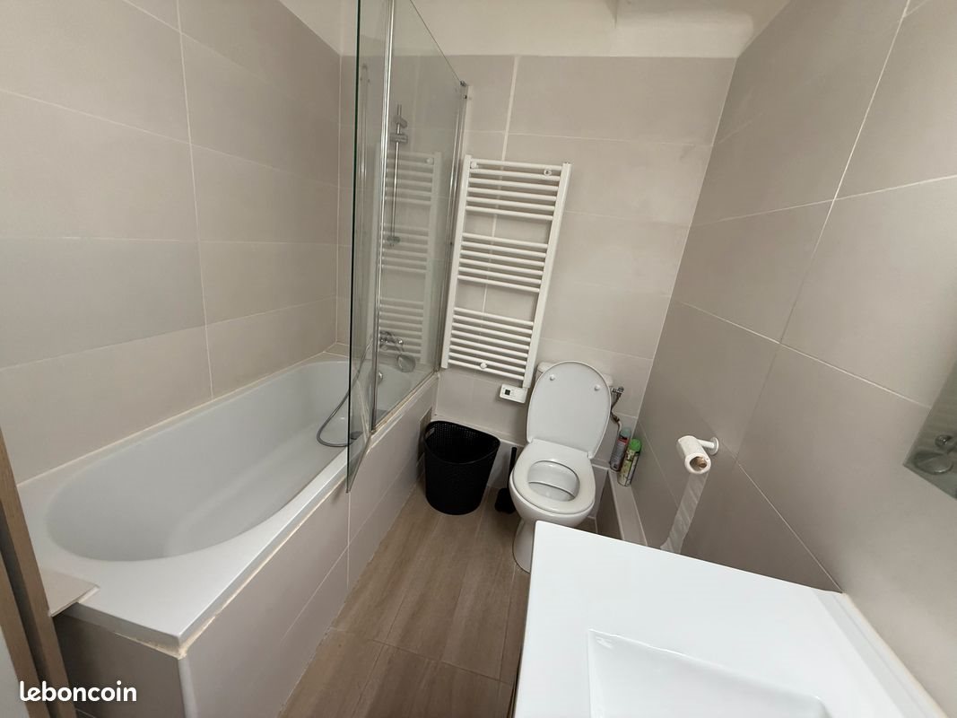 Appartement à louer, 30m², Aubagne