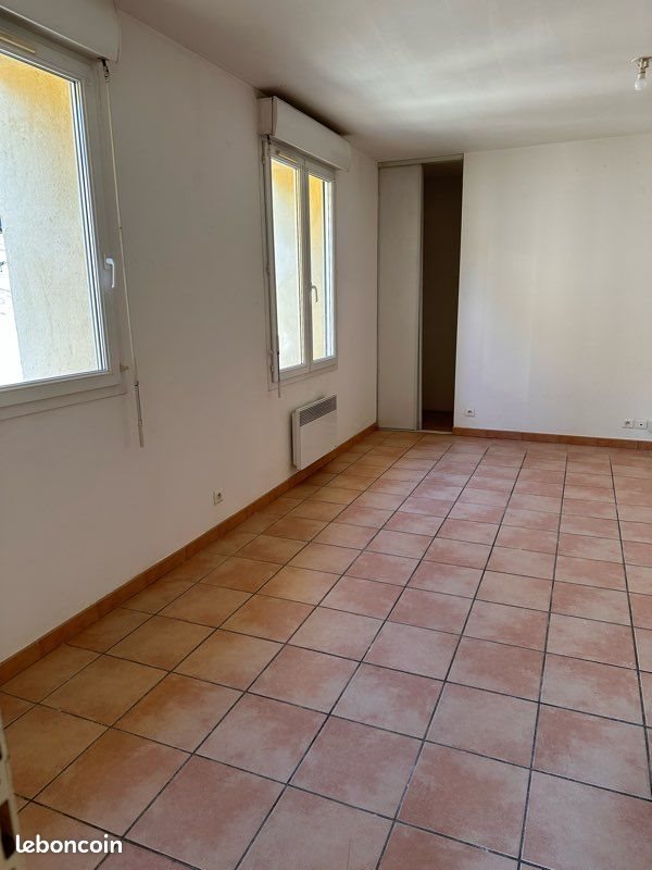 Appartement à louer, 40m², Courthézon