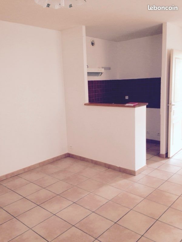 Appartement à louer, 40m², Courthézon