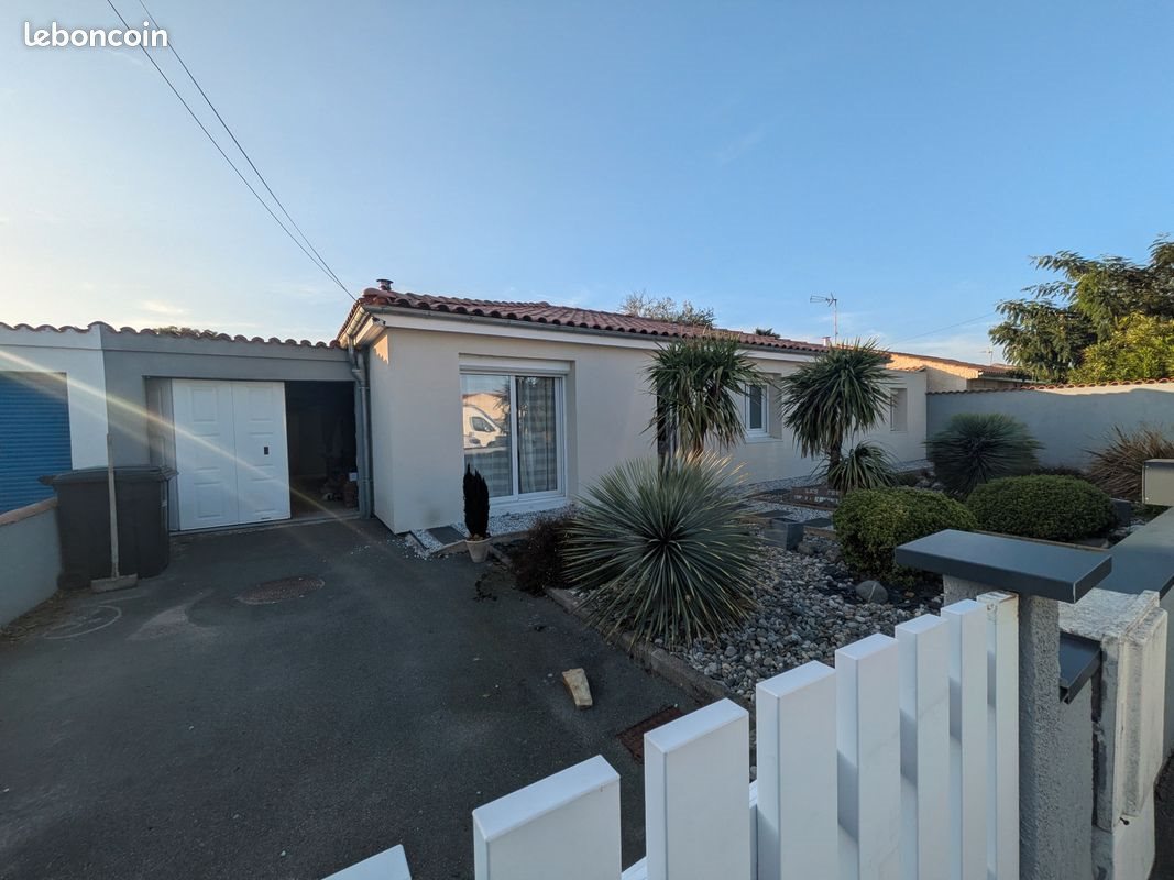 Maison à vendre, 1975m², Dompierre-sur-Mer