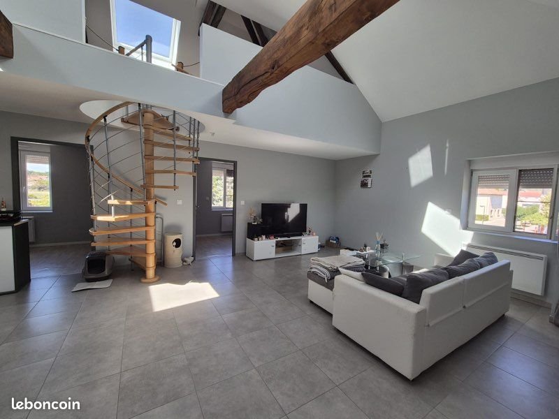 Appartement à louer, 75m², Châbons