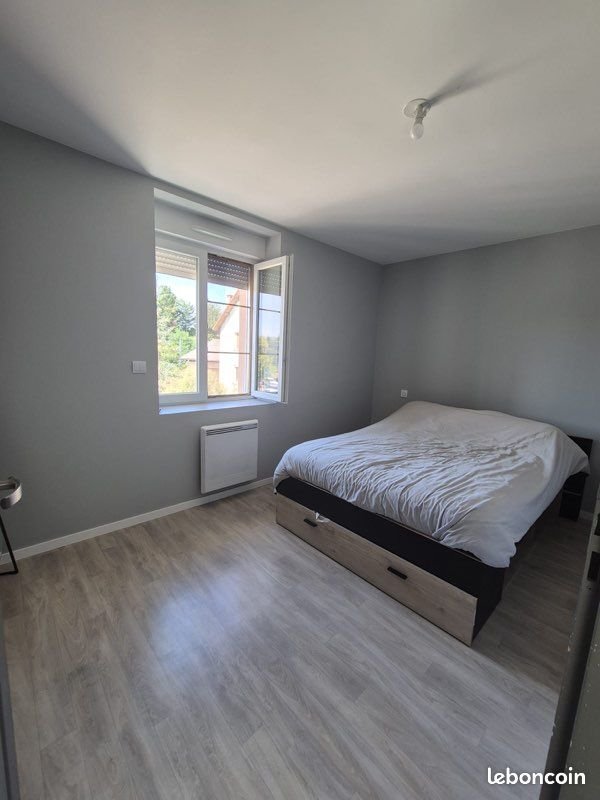 Appartement à louer, 75m², Châbons
