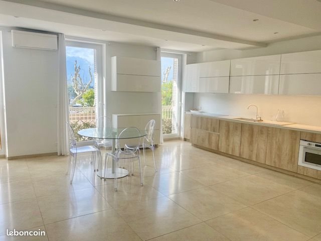 Appartement à vendre, 95m², Saint-Raphaël