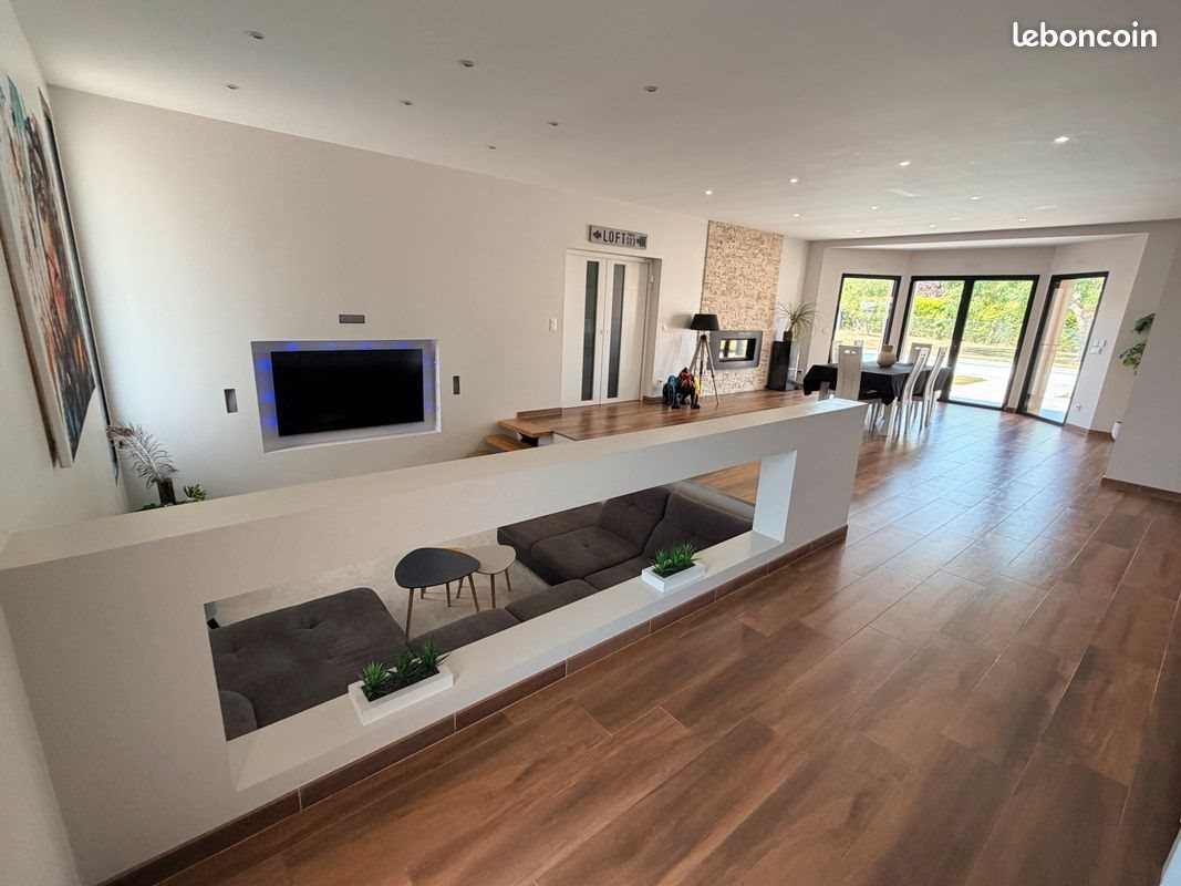 Maison à vendre, 214m², Avanton