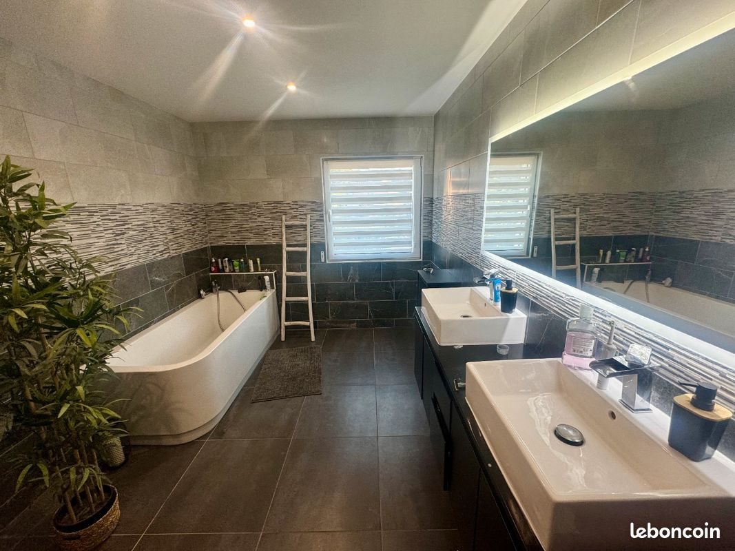 Maison à vendre, 138m², Dorans