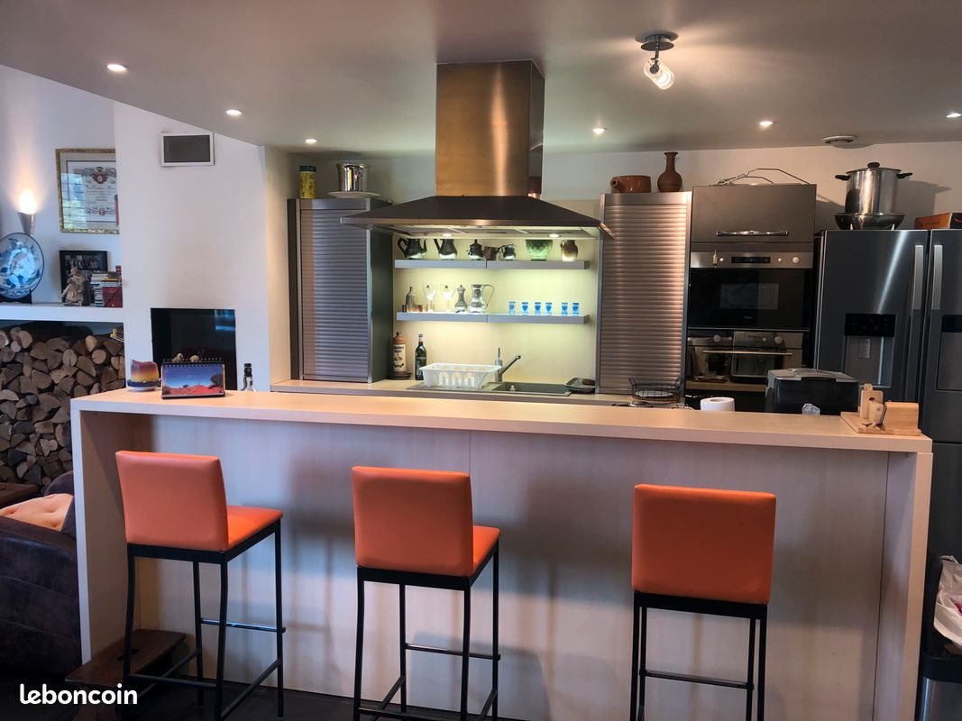 Appartement à louer, 172m², Cublize