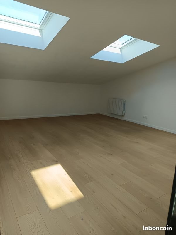 Appartement à louer, 115m², Geneuille