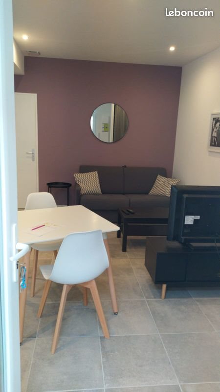 Appartement à louer, 23m², Nîmes