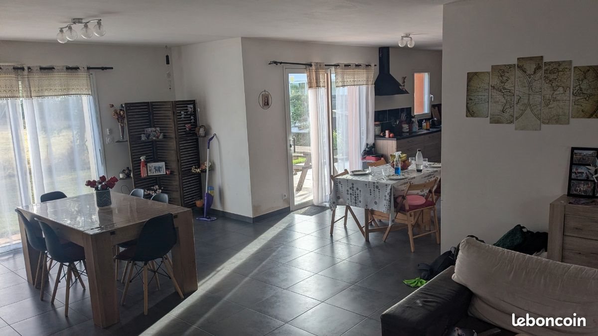 Maison à vendre, 135m², Saint-Colomban