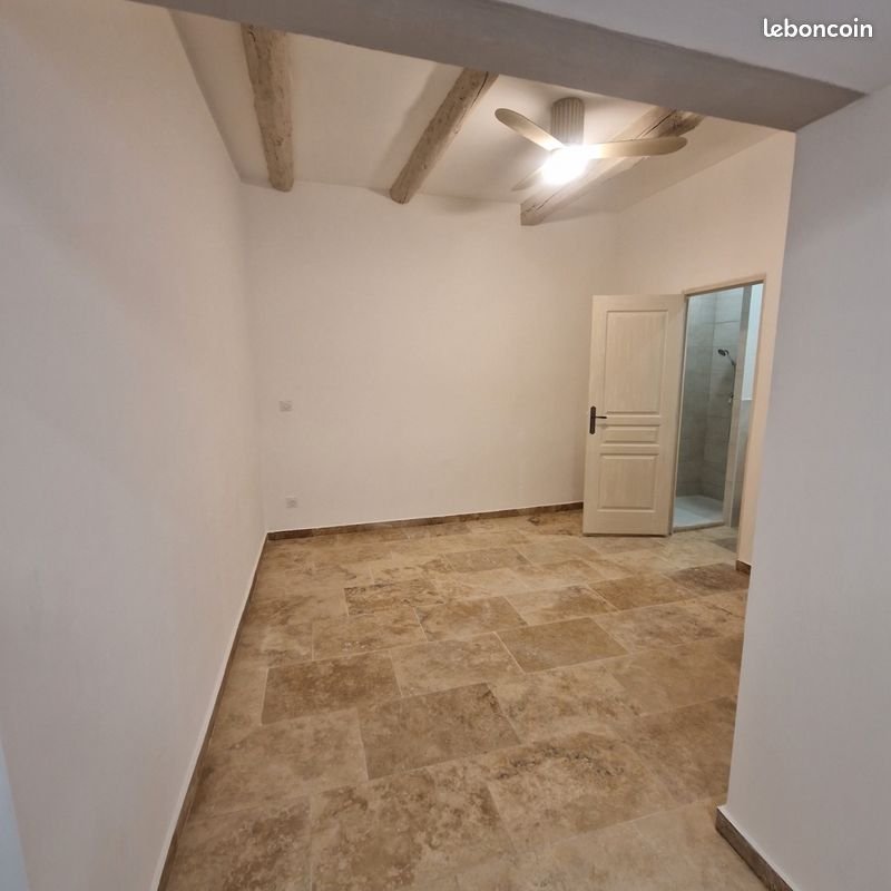 Appartement à louer, 30m², Arles