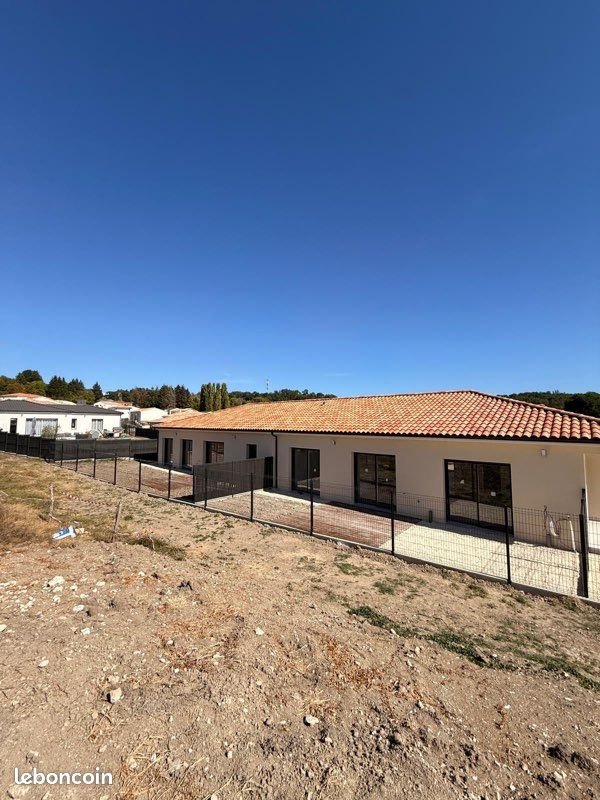 Maison à louer, 89m², Champcevinel