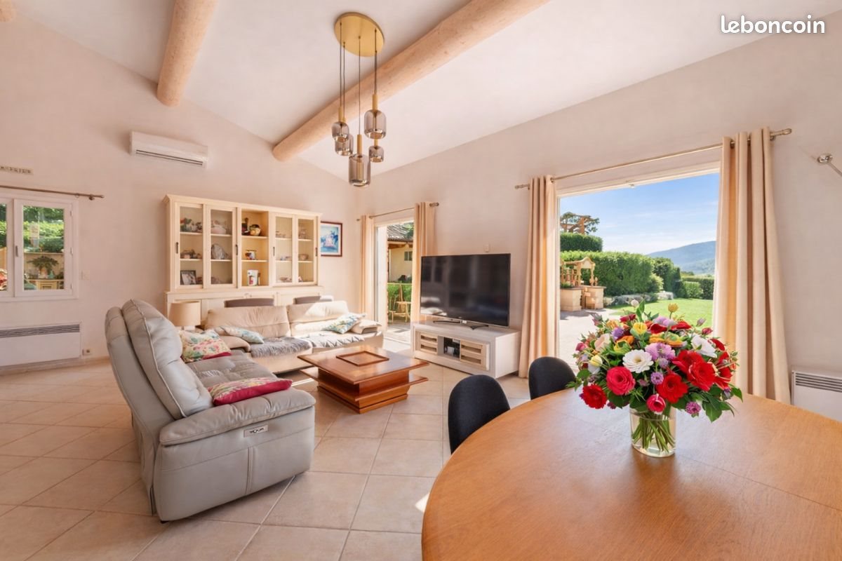 Maison à vendre, 144m², Saint-Cyr-sur-Mer