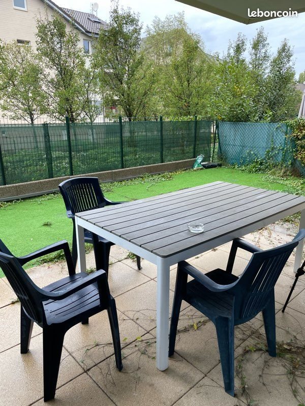 Appartement à louer, 57m², Ville-la-Grand