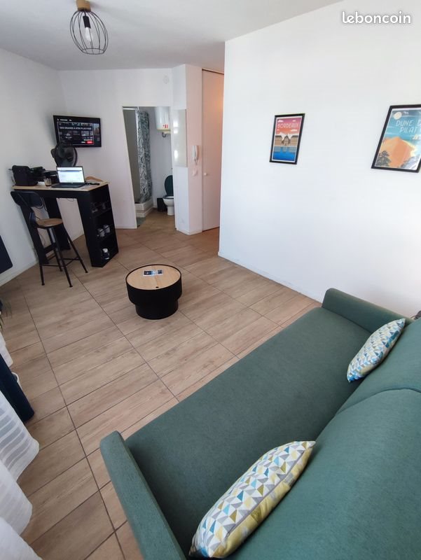 Appartement à louer, 25m², Talence