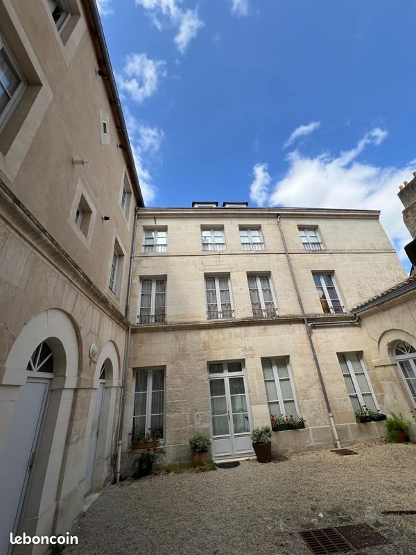 Appartement à louer, 28m², Poitiers