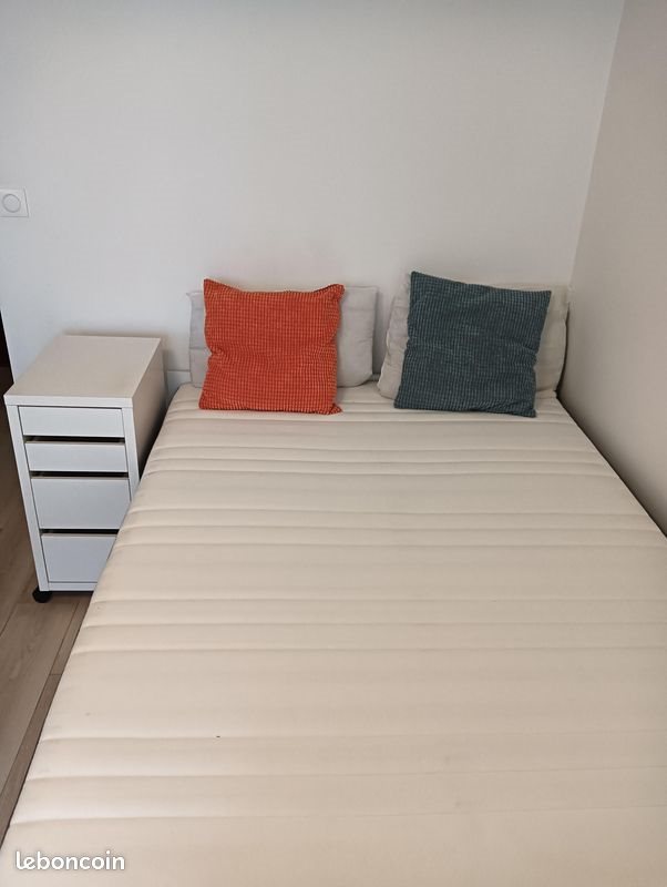 Appartement à louer, 23m², Courtenay