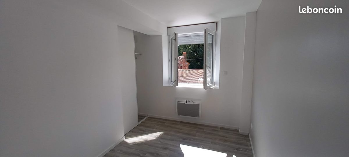 Appartement à louer, 55m², Saïx