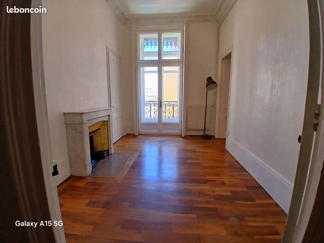 Appartement à louer, 68m², Grenoble