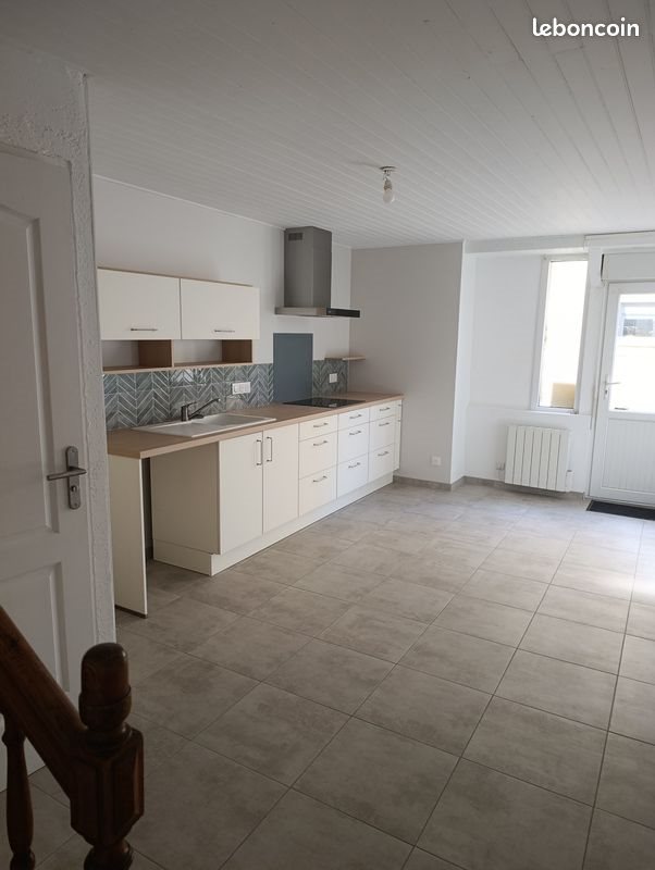 Appartement à louer, 80m², Le Longeron