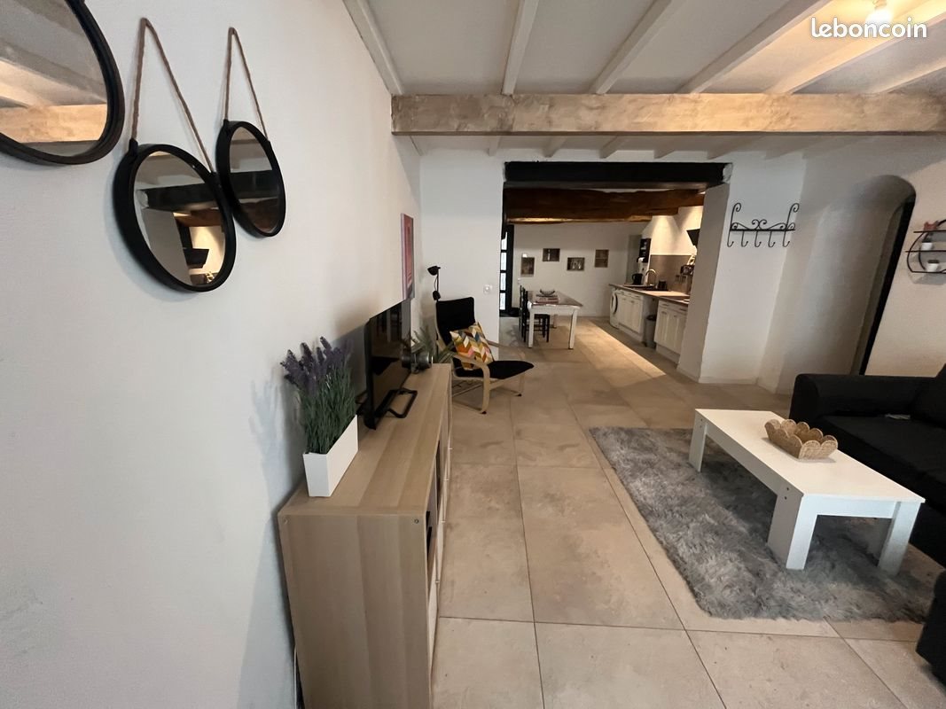 Appartement à louer, 70m², Marsillargues