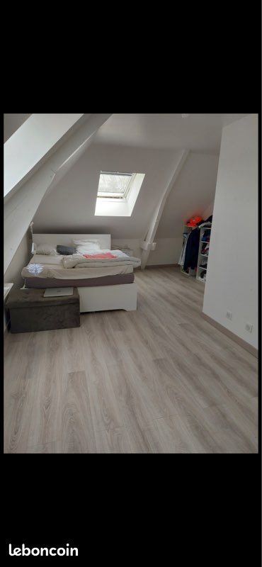 Appartement à louer, 65m², Laversines