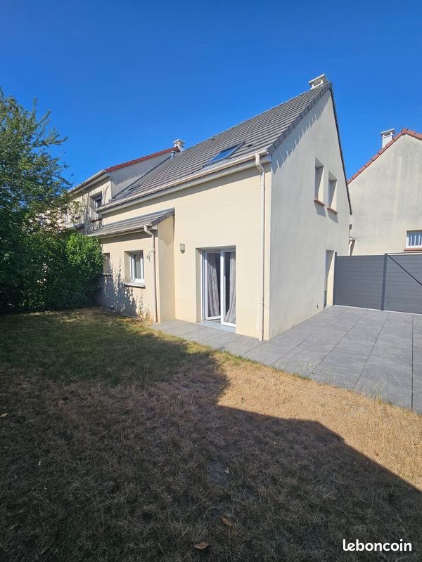 Maison à louer, 83m², Mainvilliers