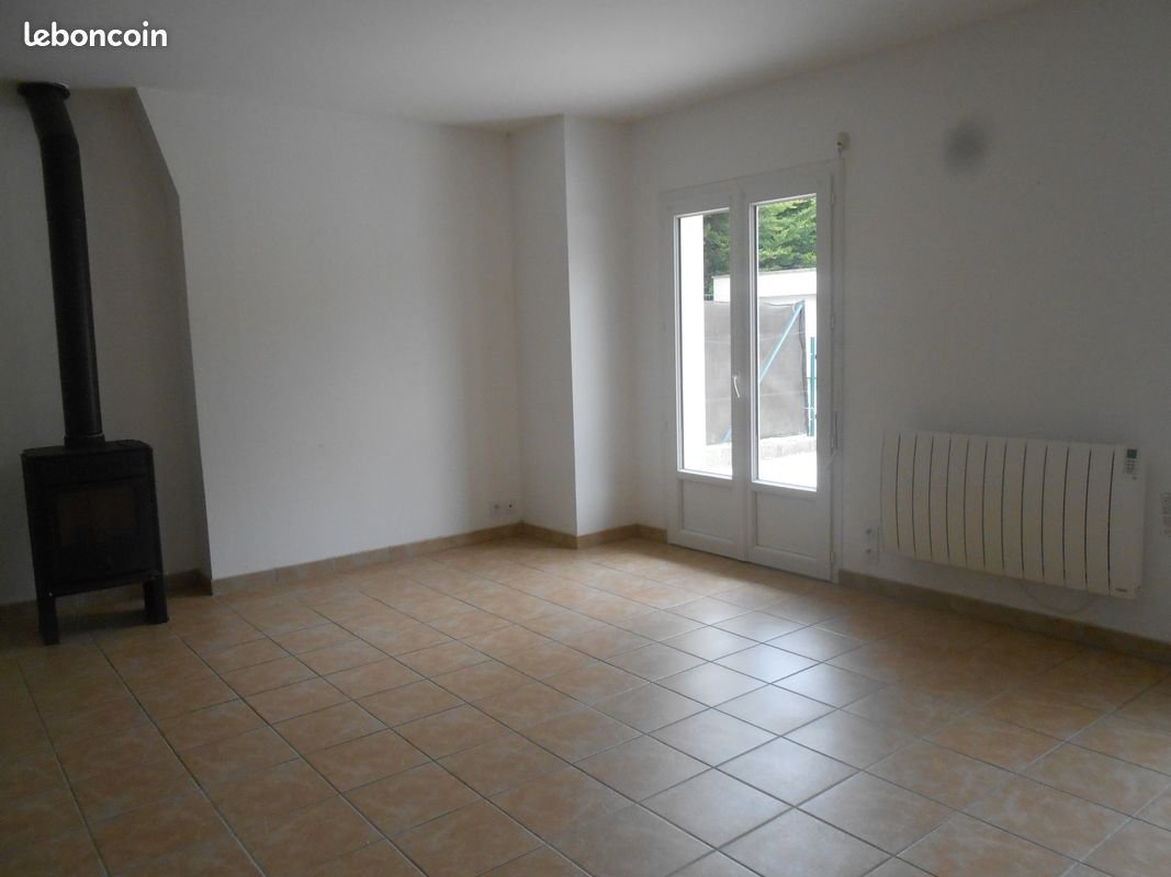 Maison à louer, 59m², Plémy