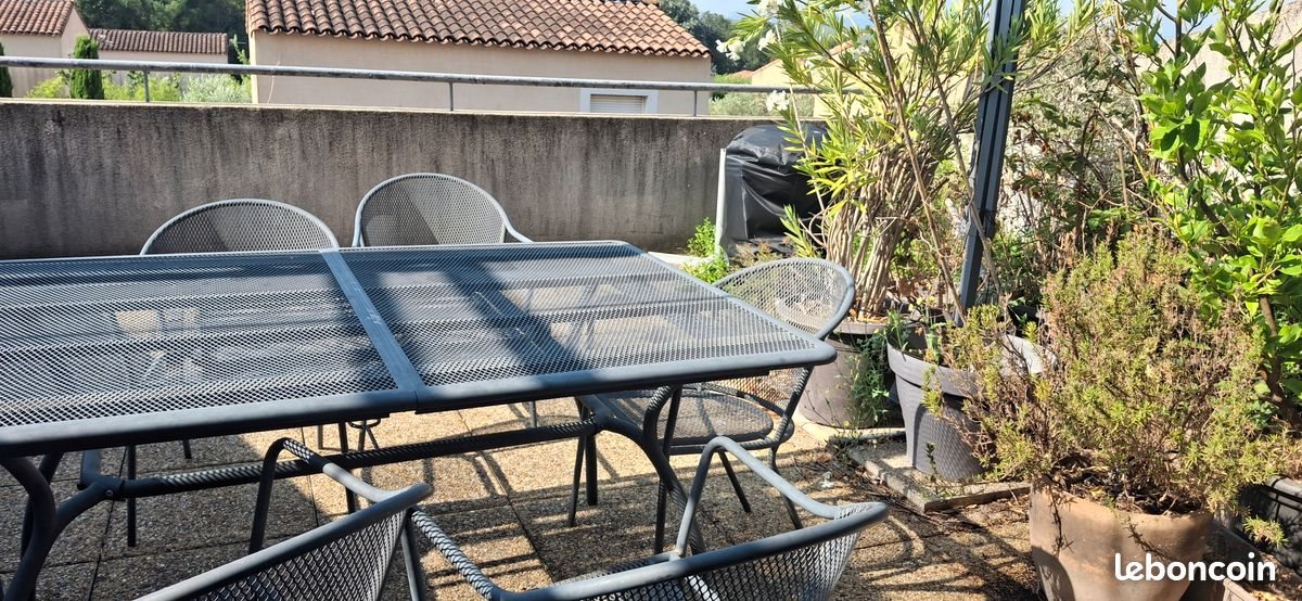 Appartement à louer, 72m², Rousset