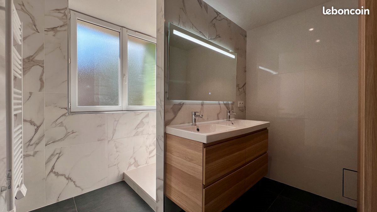 Maison à louer, 85m², Ruffec