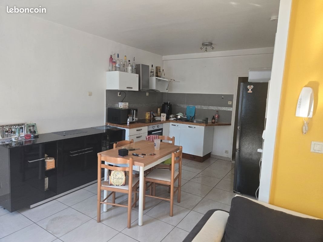 Appartement à louer, 503m², Plérin