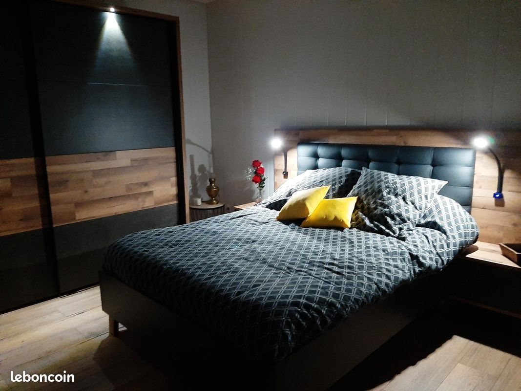 Maison à vendre, 260m², Saint-Chamarand