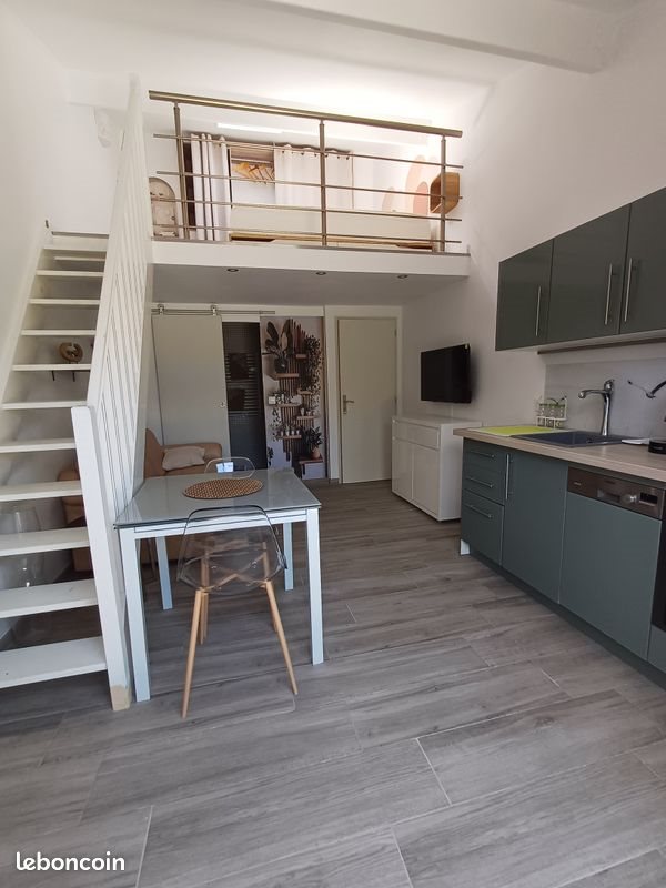 Maison à louer, 28m², Seillans
