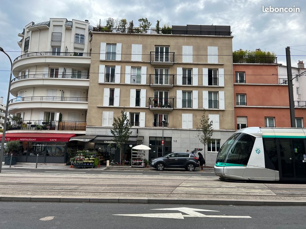 Appartement à louer, 69m², Châtillon