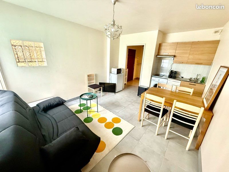 Appartement à louer, 35m², Marseille 10ème