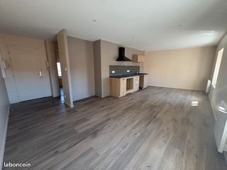 Appartement à louer, 47m², Chauffailles