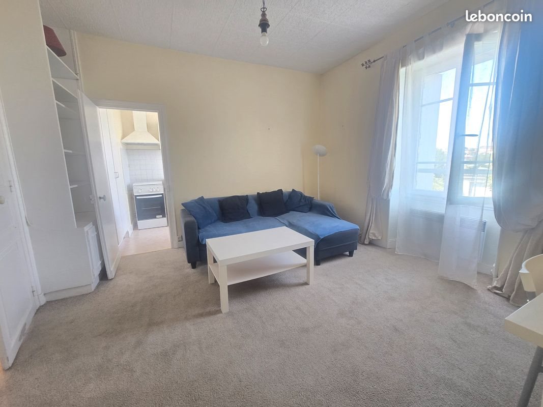 Appartement à louer, 40m², Niort